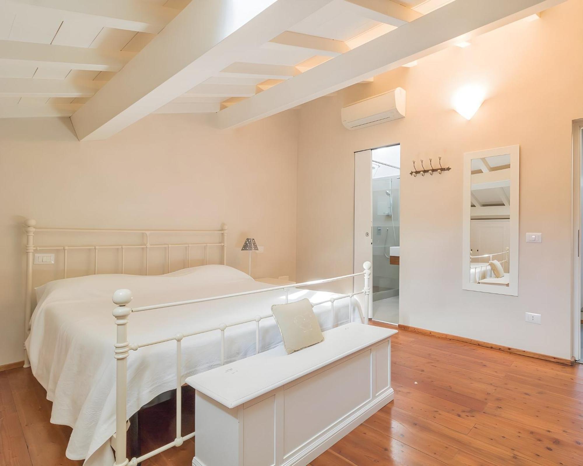Boutique B&B Residenza Farnese Екстериор снимка