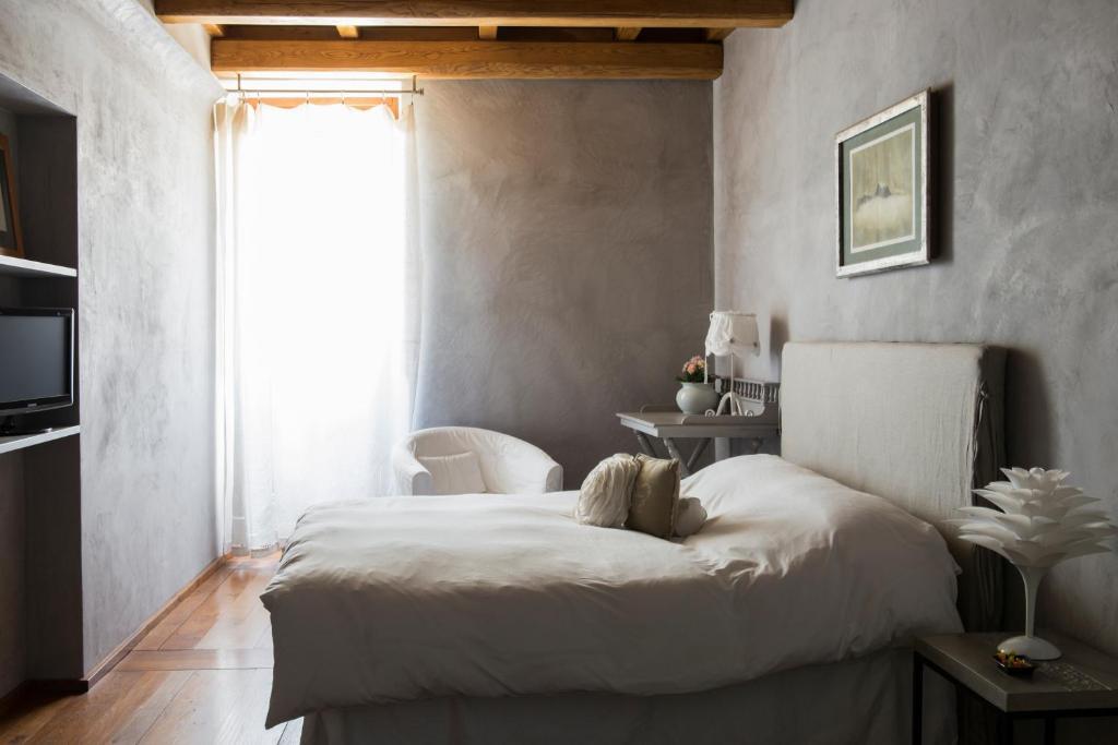 Boutique B&B Residenza Farnese Стая снимка